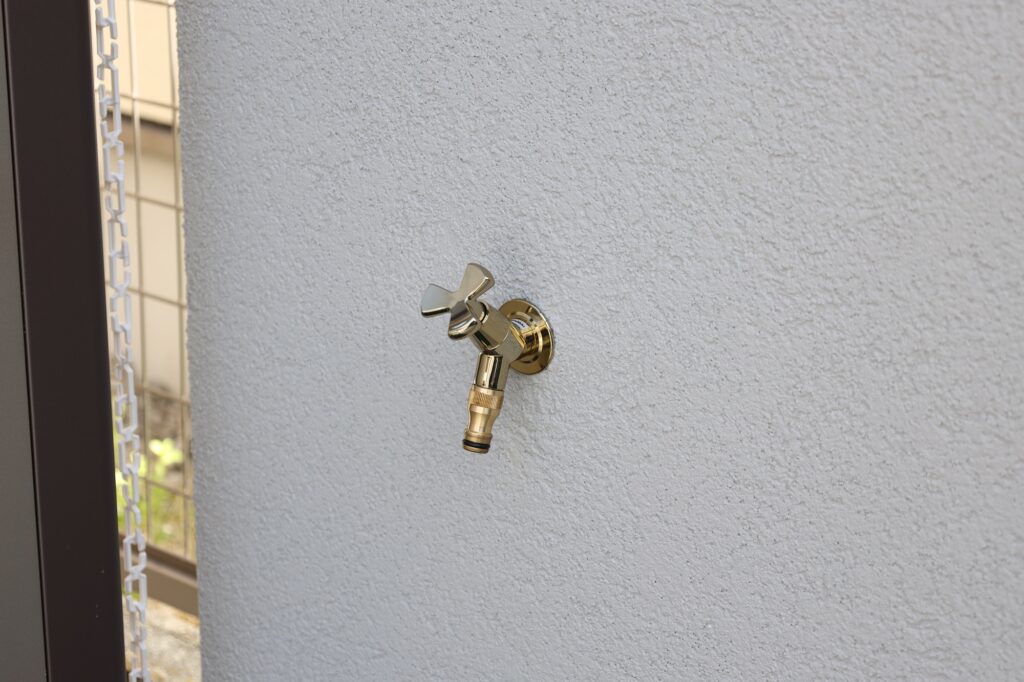 グランドアートウォールでフルクローズのシャッターガレージ イメージ16