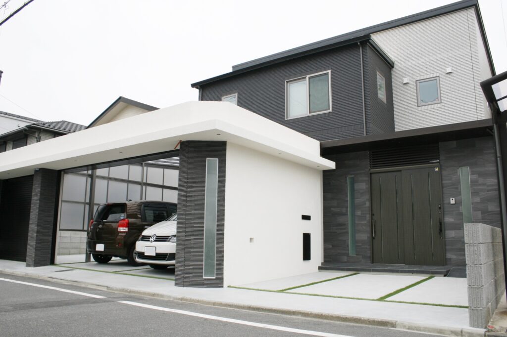 グランドアートウォールによるフルクローズガレージ イメージ1