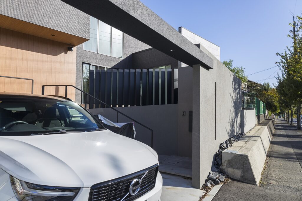 グランドアートウォールのデザインアーチを使用した外構 イメージ8