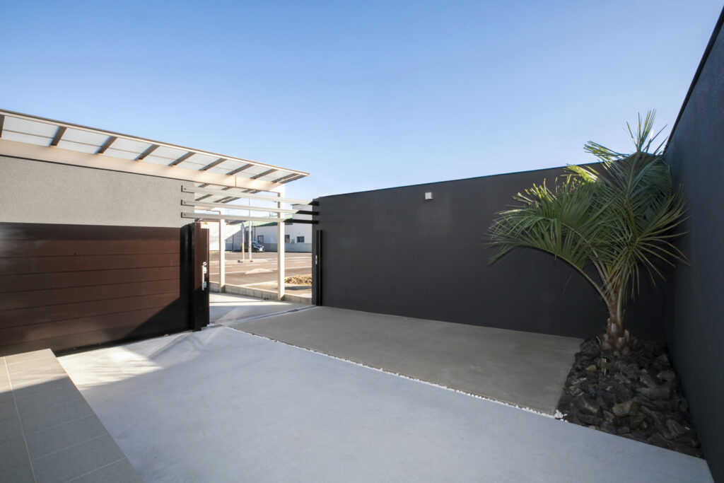 視線対策と将来性を見据えた外構リフォーム イメージ13