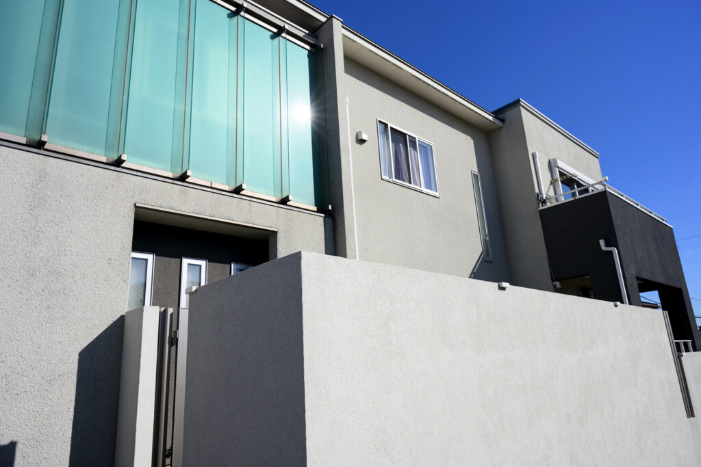 庭での楽しい時間を実現！おしゃれなグランドアートウォール外構 イメージ10