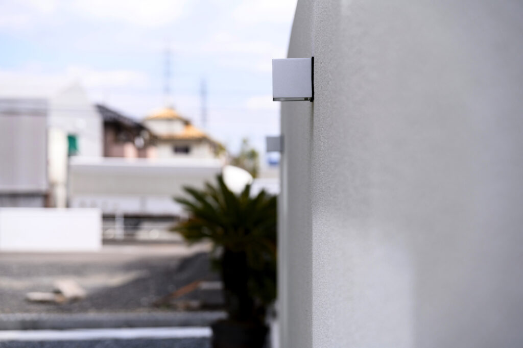 シェード対応のL字グランドアートウォールの目隠し プライベート空間を叶える外構 イメージ8