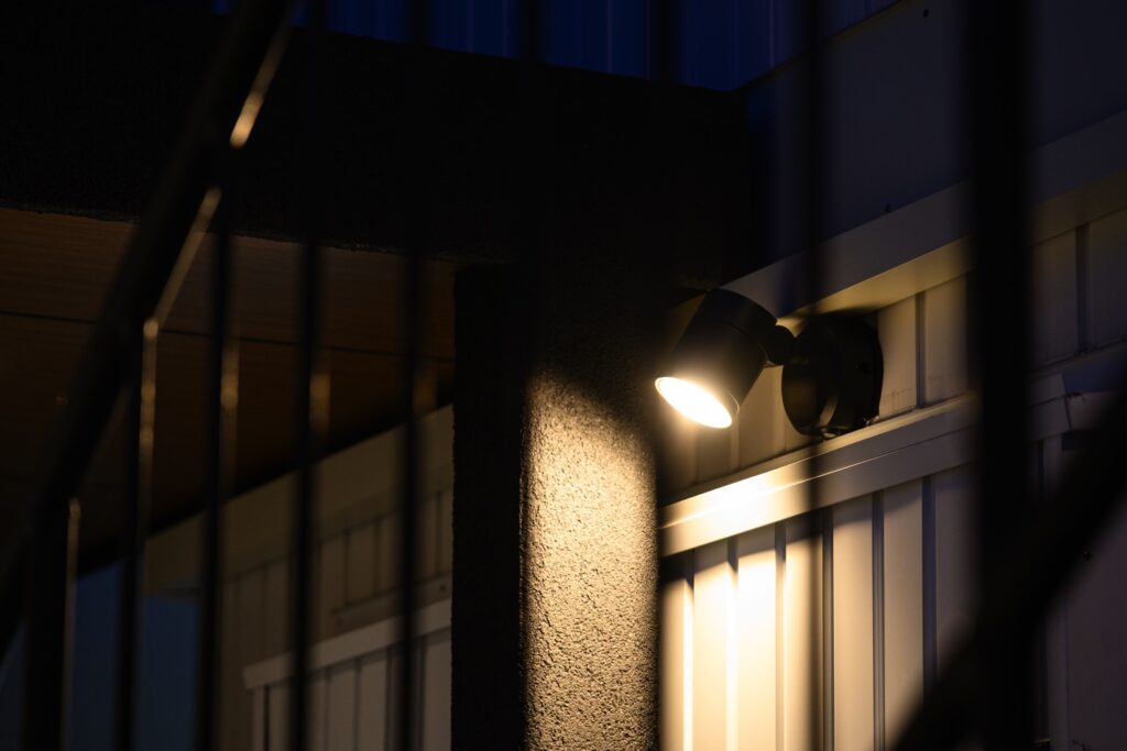 グランドアートウォール×鋼の融合が描く 造形美と存在感が際立つ事務所外構 イメージ31