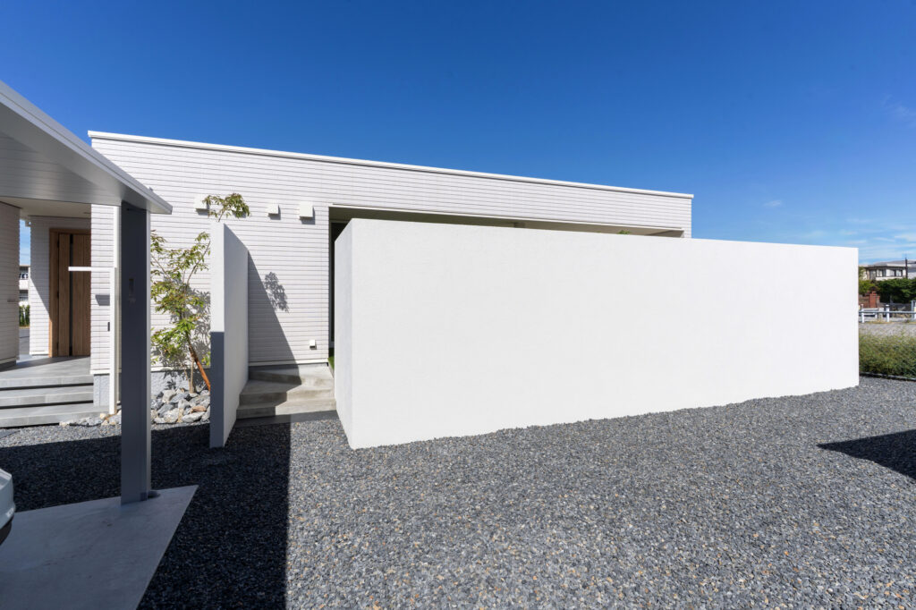 外構で叶える「和モダン×プライベート空間」景色と導線が調和した外構デザイン イメージ6