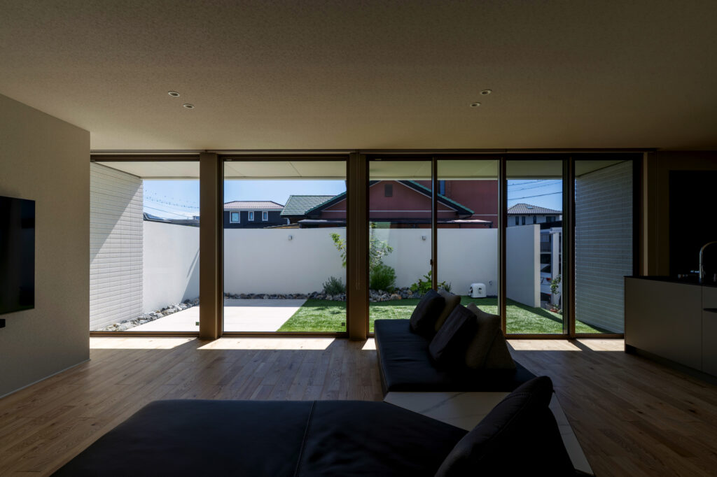 外構で叶える「和モダン×プライベート空間」景色と導線が調和した外構デザイン イメージ25