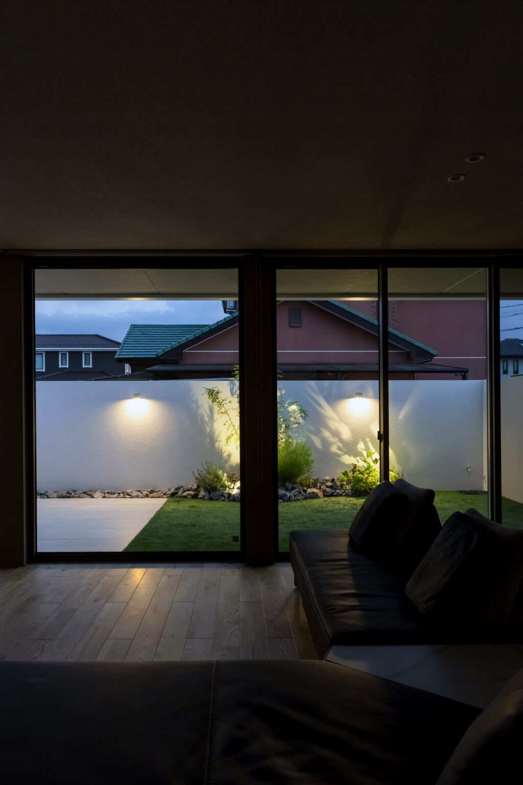 外構で叶える「和モダン×プライベート空間」景色と導線が調和した外構デザイン イメージ48