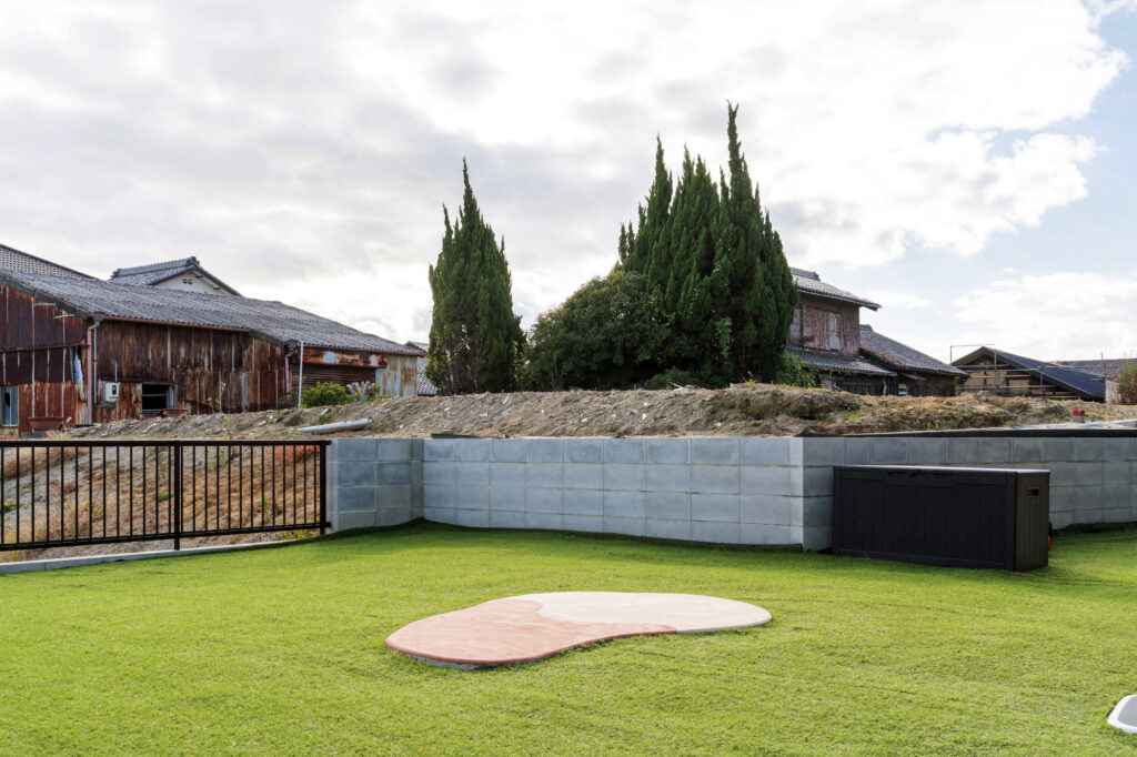 駐車場から玄関までを「見せ場」に変えた愛知県常滑市の新築外構デザイン イメージ20