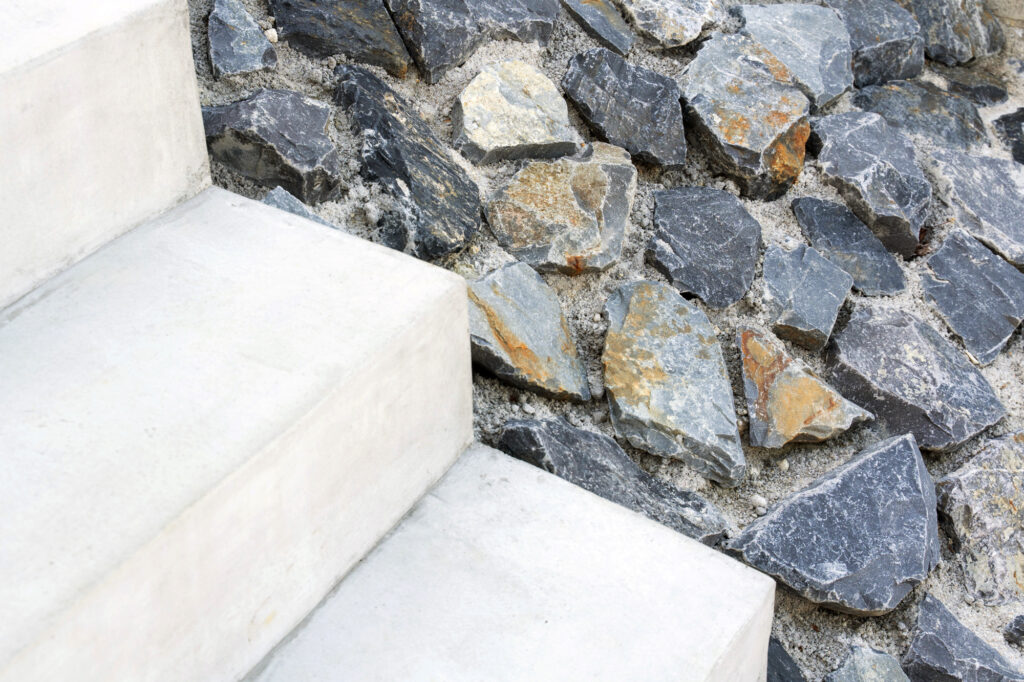 駐車場から玄関までを「見せ場」に変えた愛知県常滑市の新築外構デザイン イメージ13