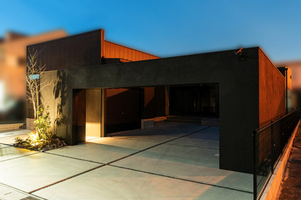 建物と調和するシンプルモダンな愛知県あま市 新築外構 イメージ26